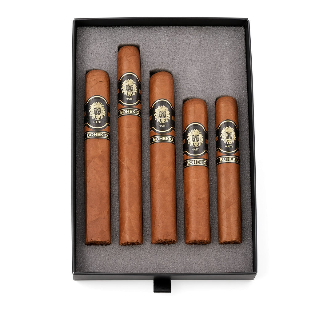 Bohekio Sampler 5 st: fem cigarrer från Haiti i svart presentask. Medium till fyllig, smak av kakao och kaffe. Cigarrshoppen