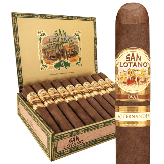 San Lotano Oval Habano Robusto från Nicaragua, brun cigarr med guldfärgad Oval-gördel bredvid öppen cigarrlåda.