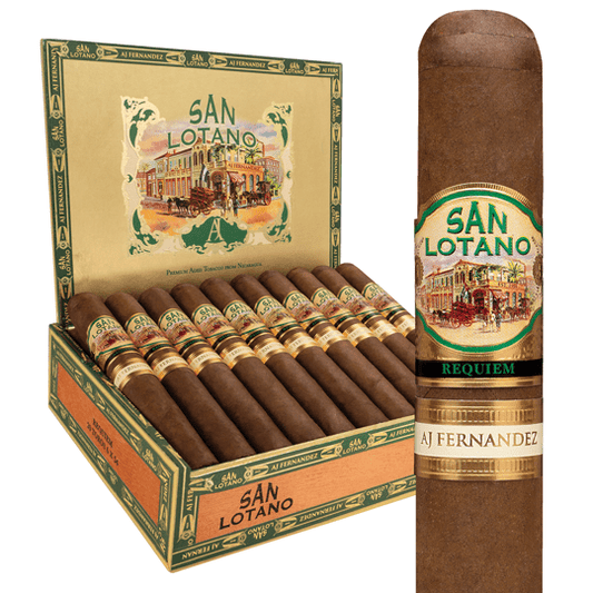 San Lotano Requiem Habano Toro från Nicaragua, brun cigarr med guldfärgad gördel bredvid öppen cigarrlåda.